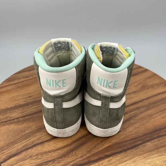 Nike Blazer Mid 77 Shoes Womens Size 9 Olive Suede Casual Athletic Gym Sneakers - Picture 4 of 9